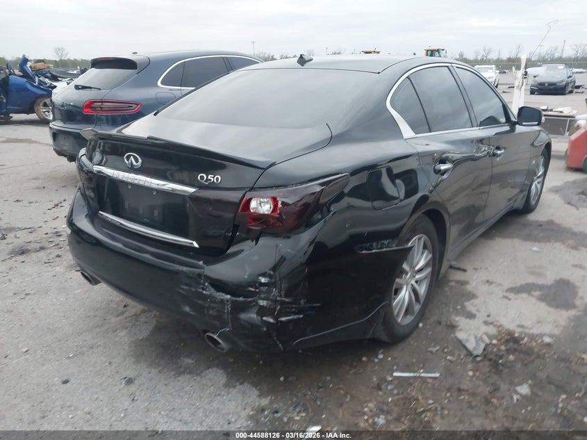 2015 Infiniti Q50 Premium