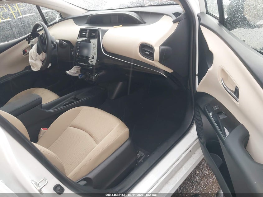 2022 Toyota Prius Le