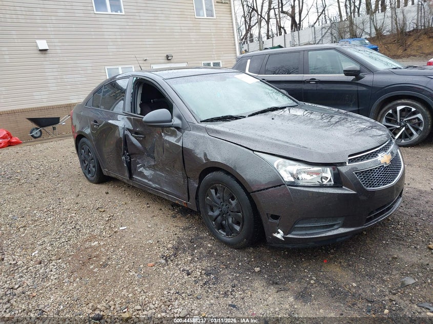 2014 Chevrolet Cruze Ls Auto