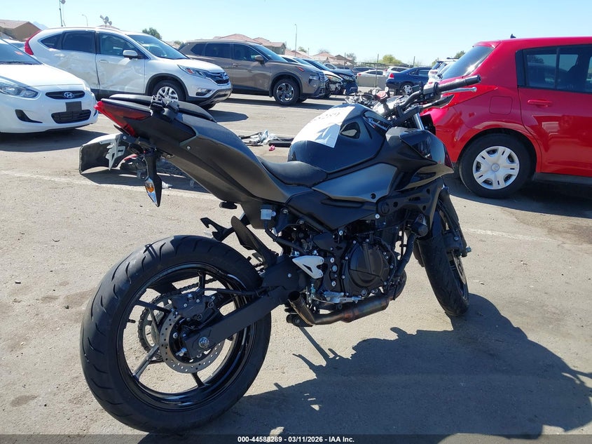 2025 KAWASAKI ER SPORT_BIKE 2
