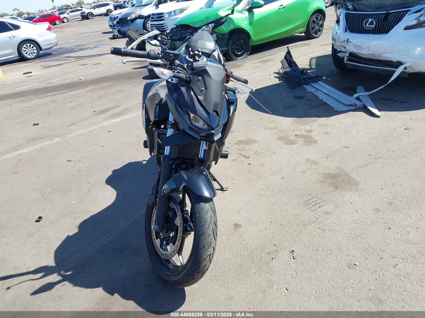 2025 KAWASAKI ER SPORT_BIKE 2