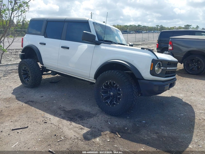 1FMDE6BH4SLA51197 FORD BRONCO Photo 1