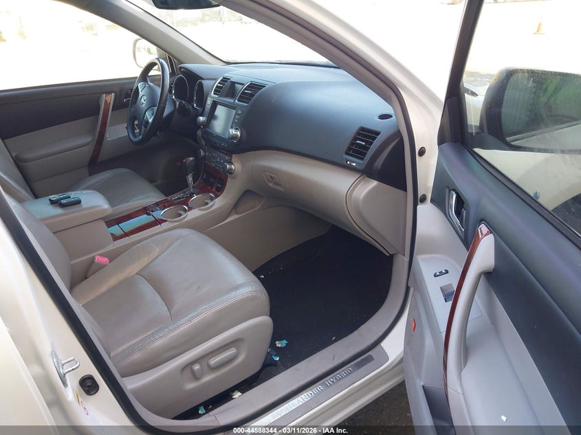 2011 Toyota Highlander Hybrid Limited V6