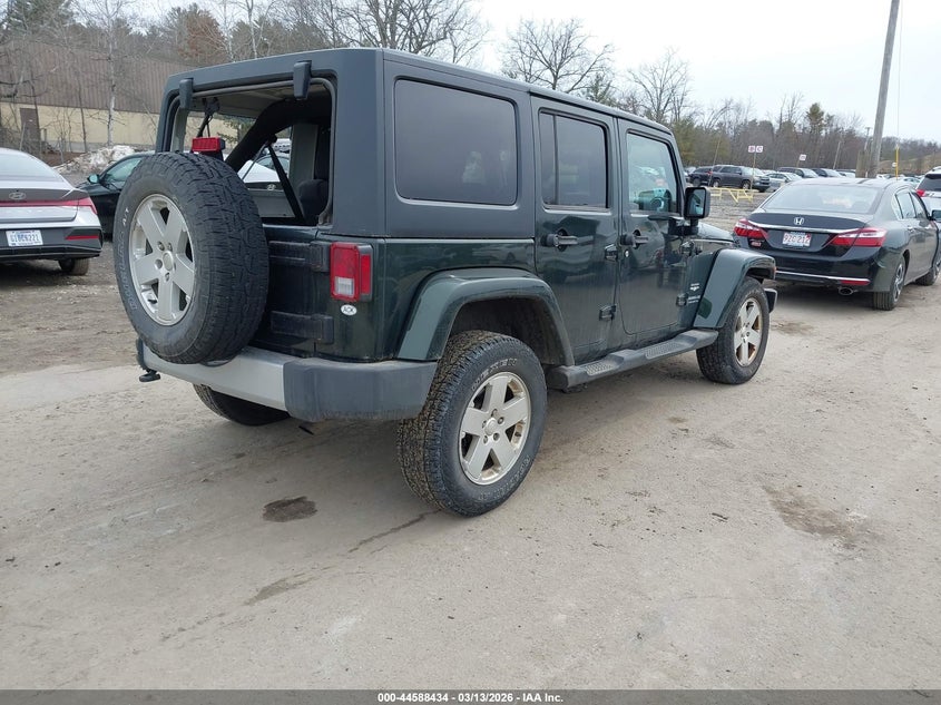 2011 Jeep Wrangler Unlimited Sahara