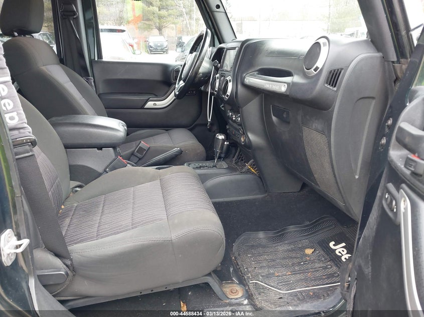 2011 Jeep Wrangler Unlimited Sahara