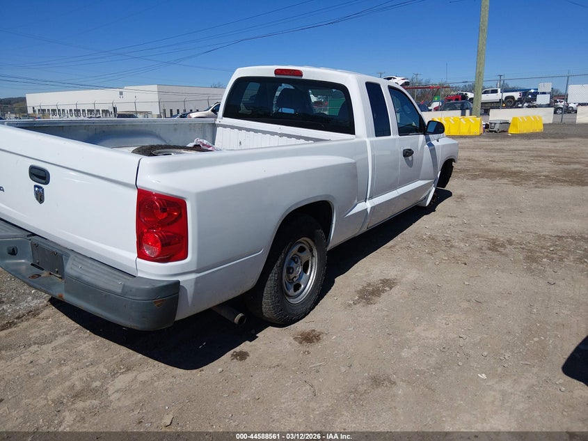 2008 Dodge Dakota St