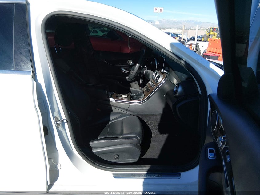 2017 Mercedes-Benz C 300