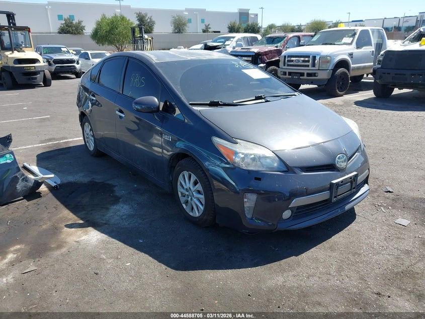 2013 Toyota Prius Plug-In Advanced