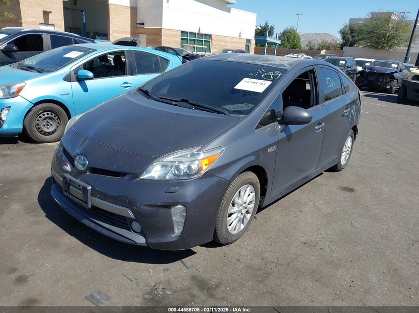 2013 Toyota Prius Plug-In Advanced