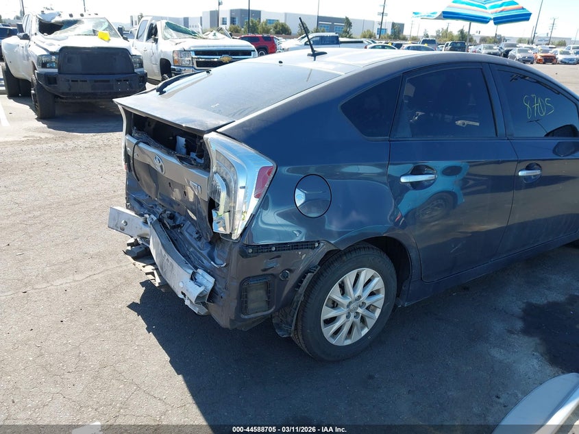 2013 Toyota Prius Plug-In Advanced