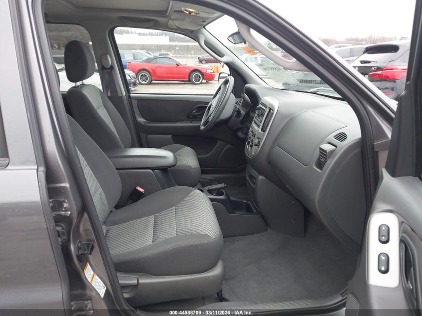 2004 Ford Escape Xlt