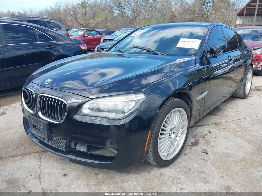 2013 BMW 750I