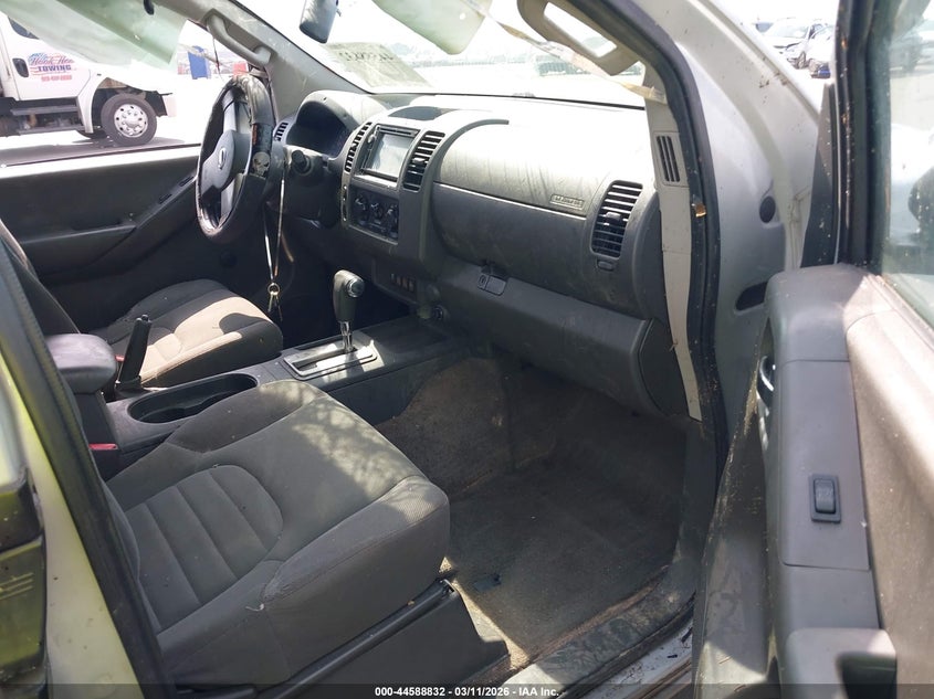 2012 Nissan Frontier S