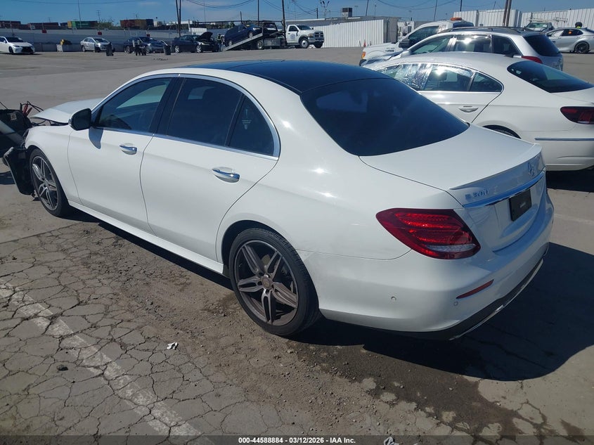 2017 Mercedes-Benz E 300