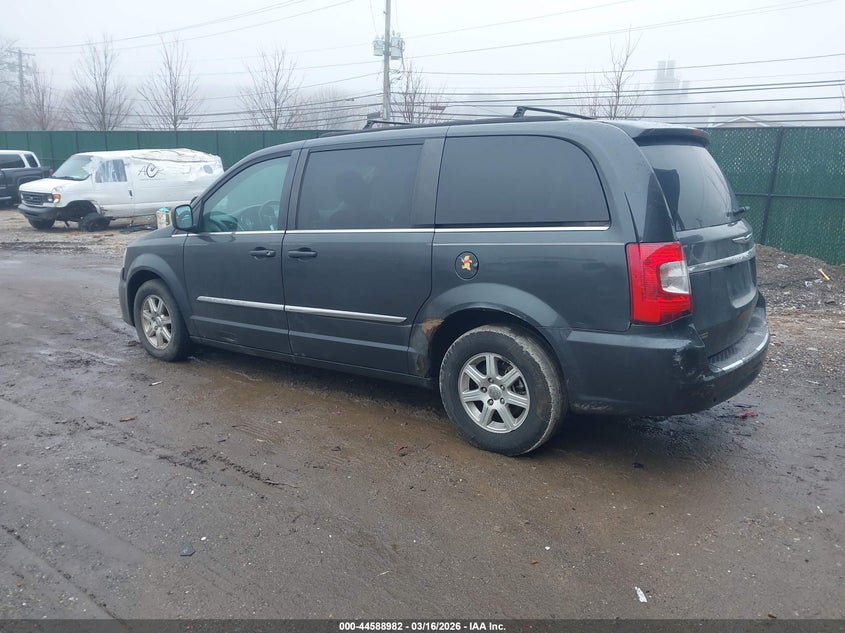 2012 Chrysler Town & Country Touring