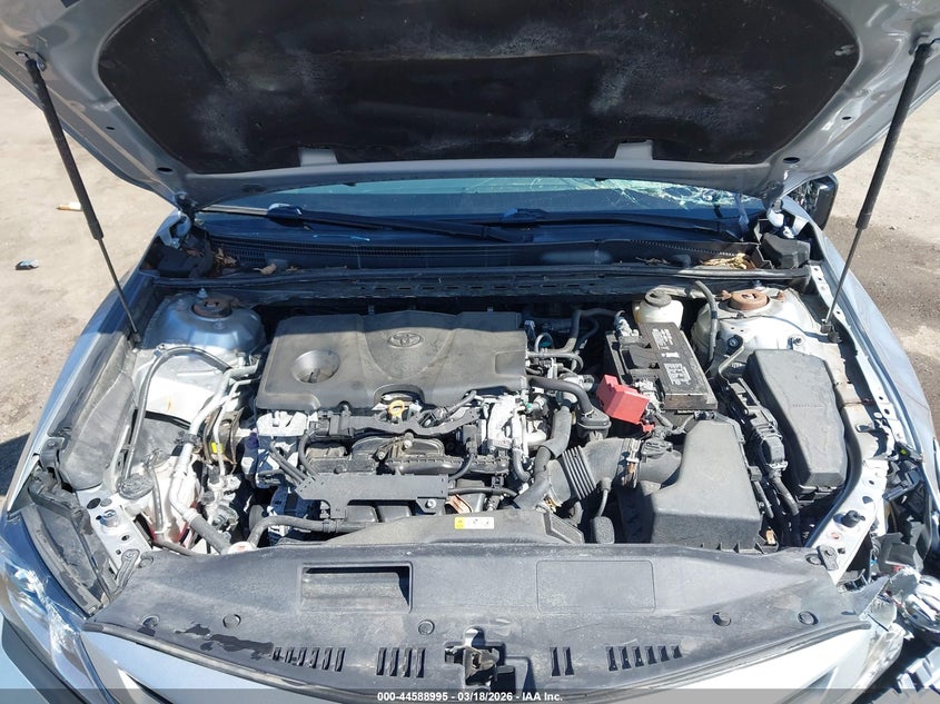Фото 10 - TOYOTA CAMRY