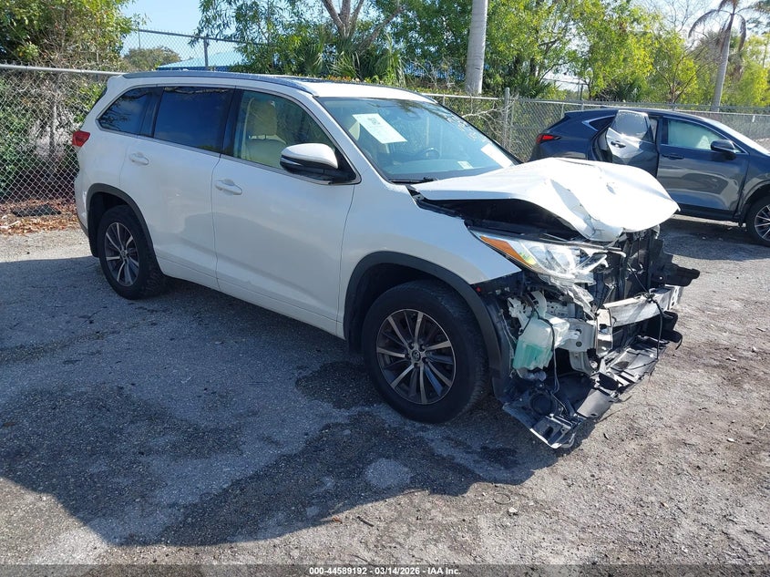2017 Toyota Highlander Xle