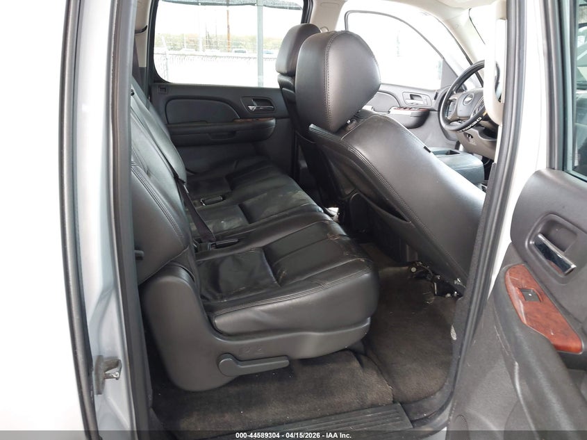 2013 Chevrolet Suburban 1500 Lt VIN: 1GNSKJE78DR361399 Lot: 44589304