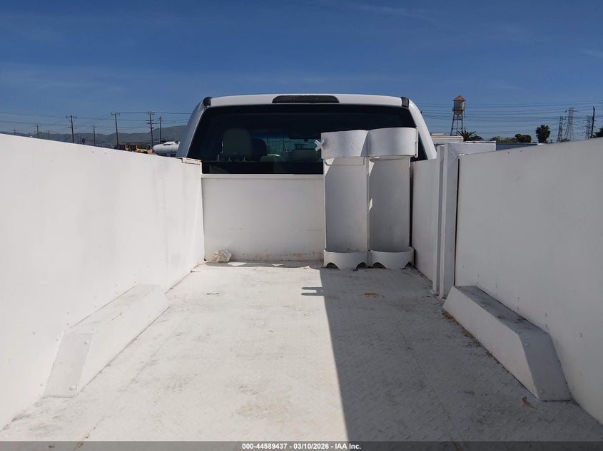 2017 Ford F-550 Chassis Xl/Xlt VIN: 1FD0X5HYXHED21548 Lot: 44589437