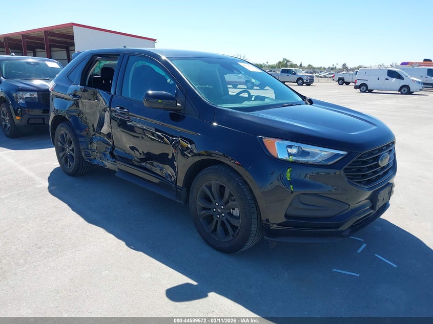 2022 Ford Edge Se
