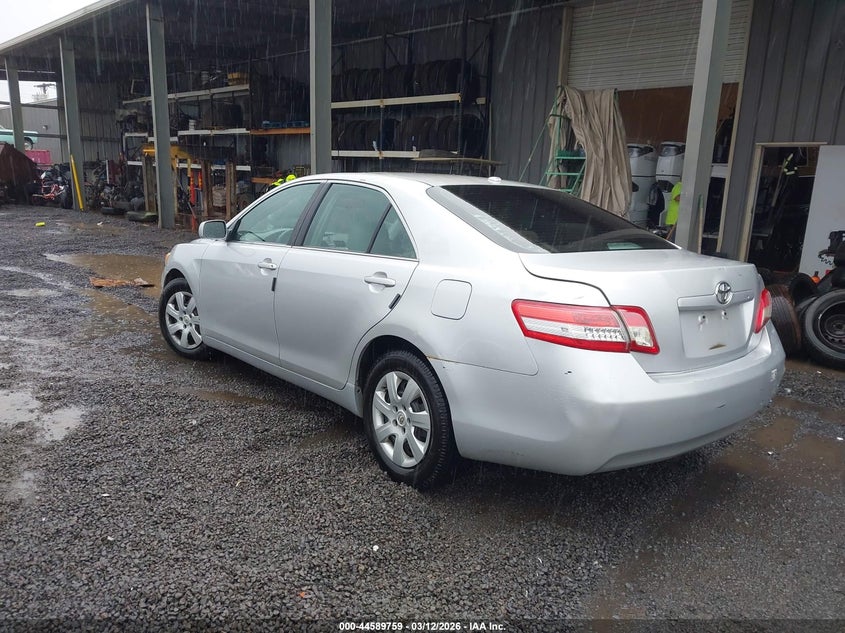 2011 Toyota Camry Le