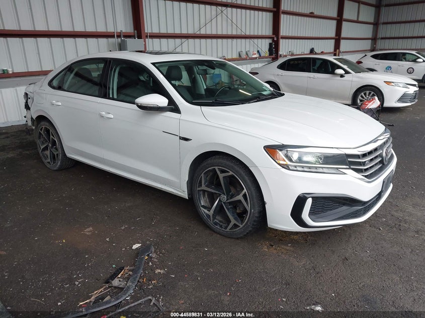 2020 Volkswagen Passat 2.0T R-Line