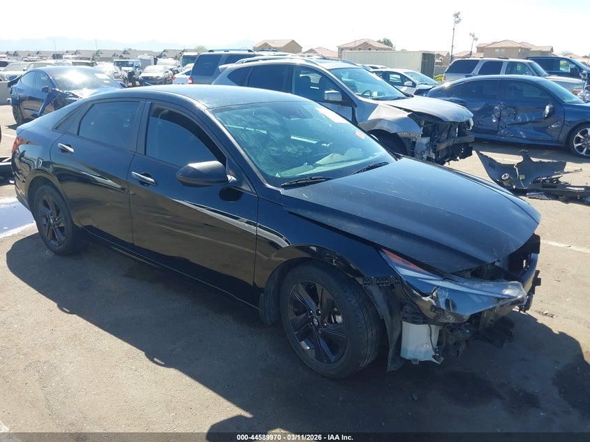 2022 HYUNDAI ELANTRA SEL