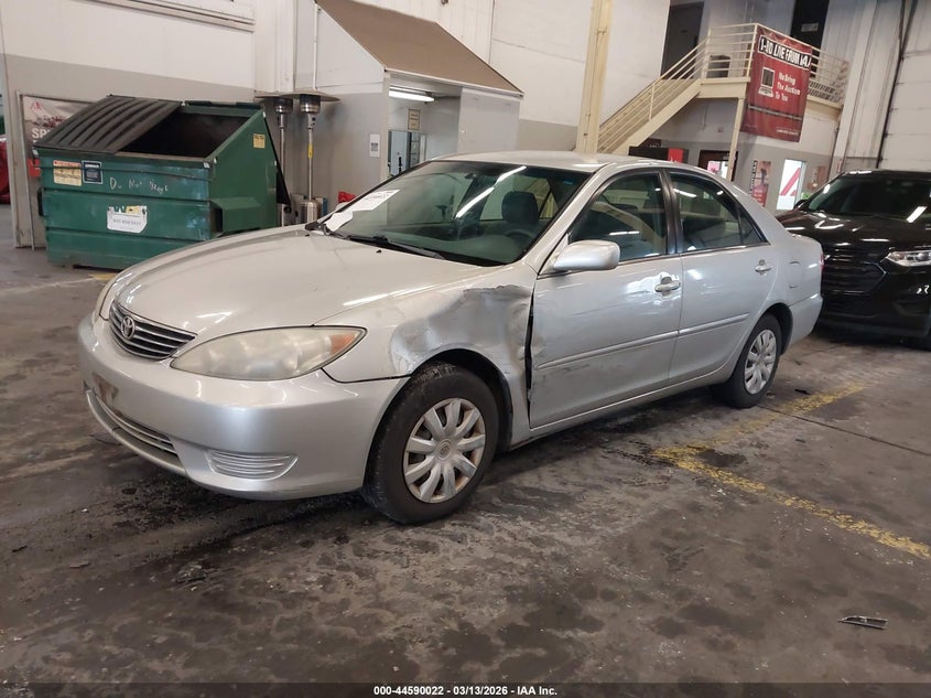 2005 Toyota Camry Le