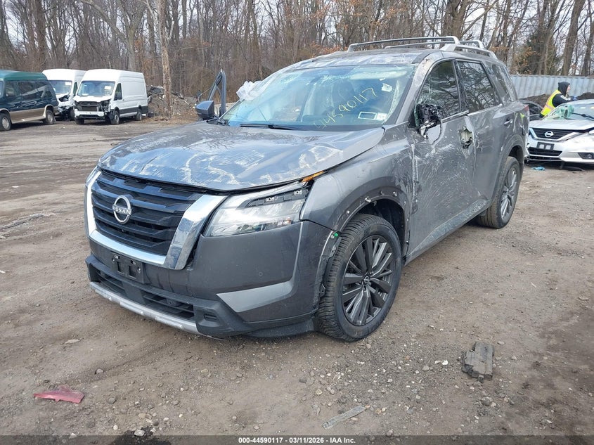 2025 Nissan Pathfinder Sl 4Wd