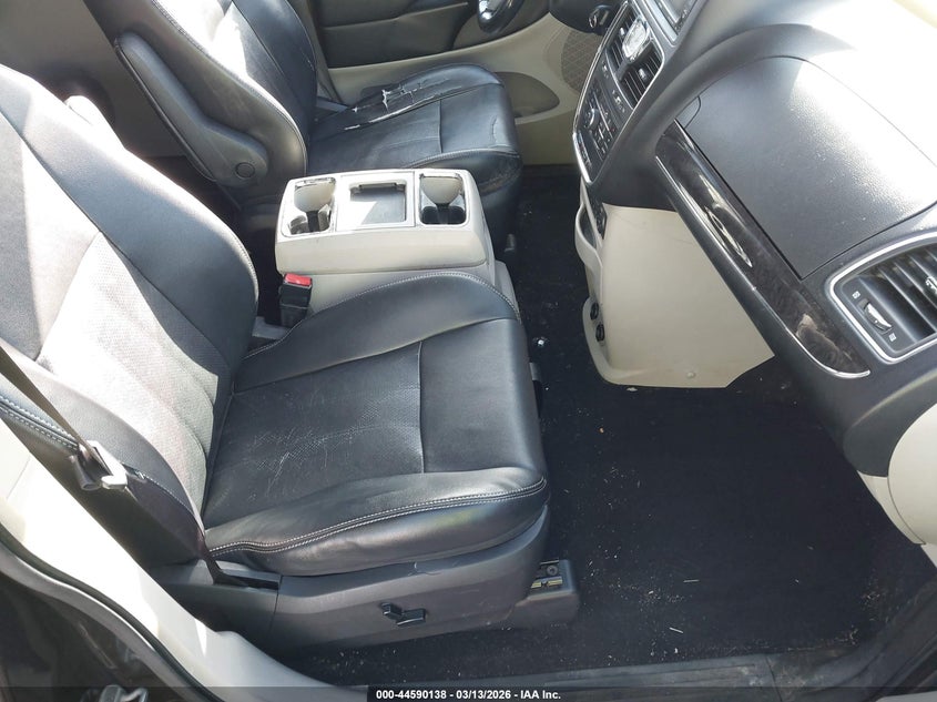 2011 Chrysler Town & Country Touring-L