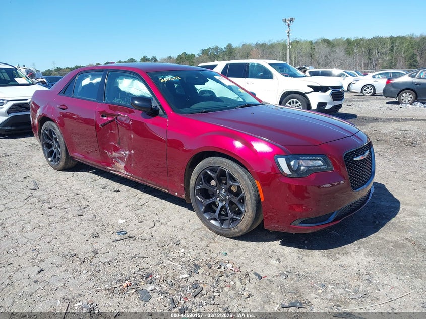 2019 Chrysler 300 Touring