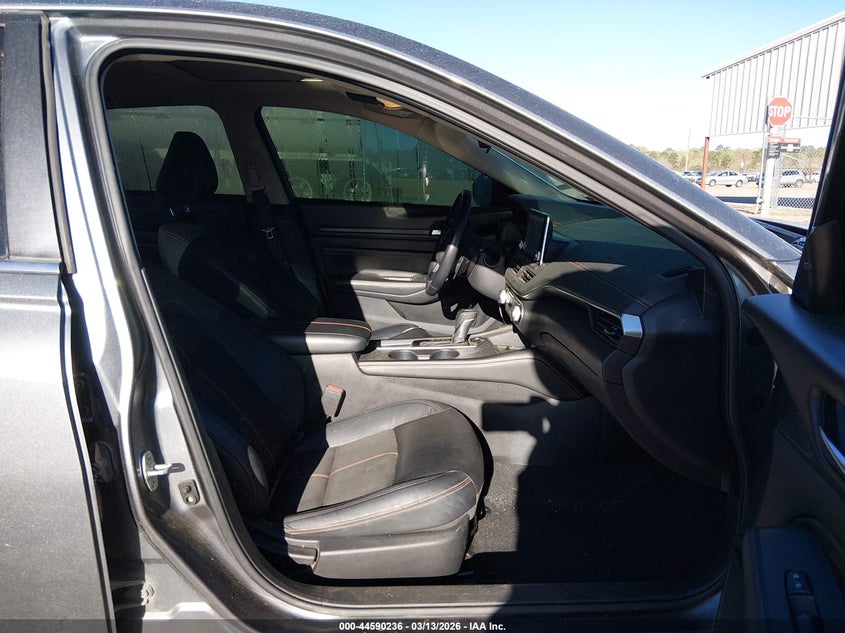 2020 Nissan Altima Sr Fwd