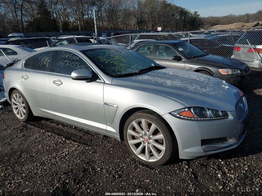 SAJWJ0EF5E8U20819 JAGUAR XF Photo 1