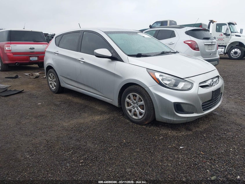 2012 Hyundai Accent Gs