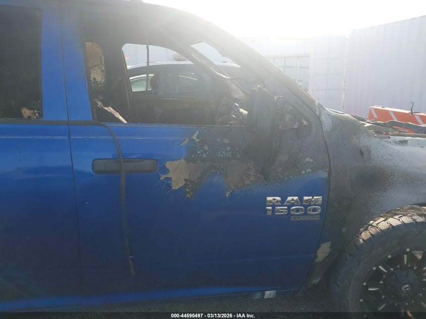 2019 RAM 1500 CLASSIC auction photo 5