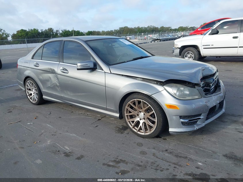 2014 Mercedes-Benz C 250 Sport