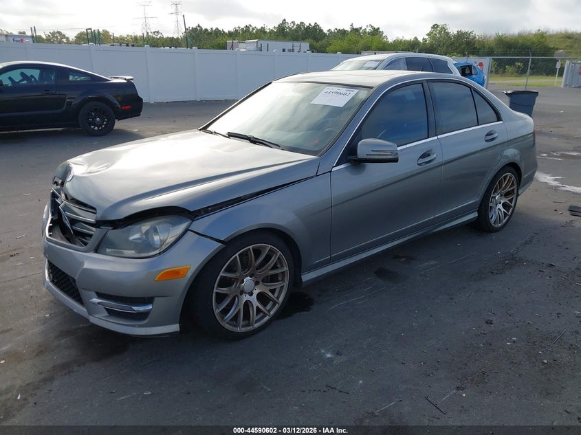 2014 Mercedes-Benz C 250 Sport