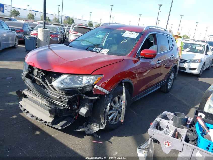 2018 Nissan Rogue Sv