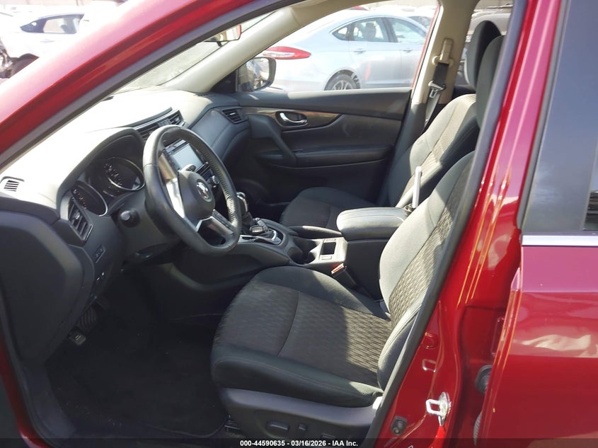 2018 Nissan Rogue Sv