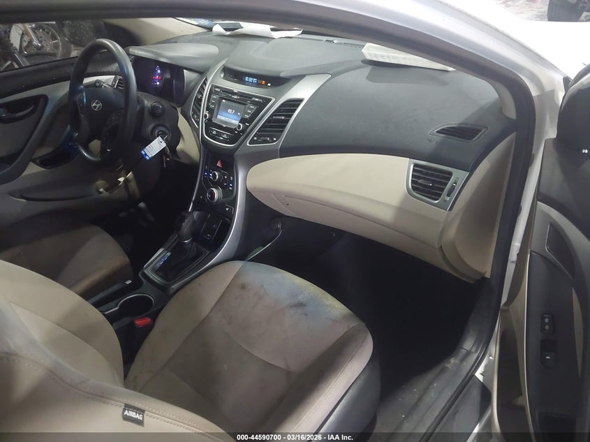 2014 Hyundai Elantra Se