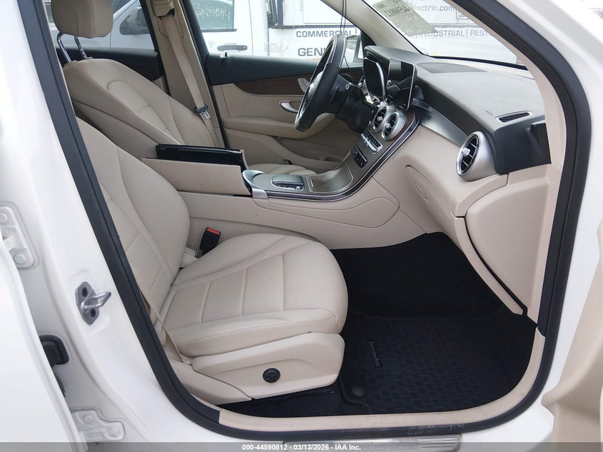 2022 Mercedes-Benz Glc 300 4Matic Suv