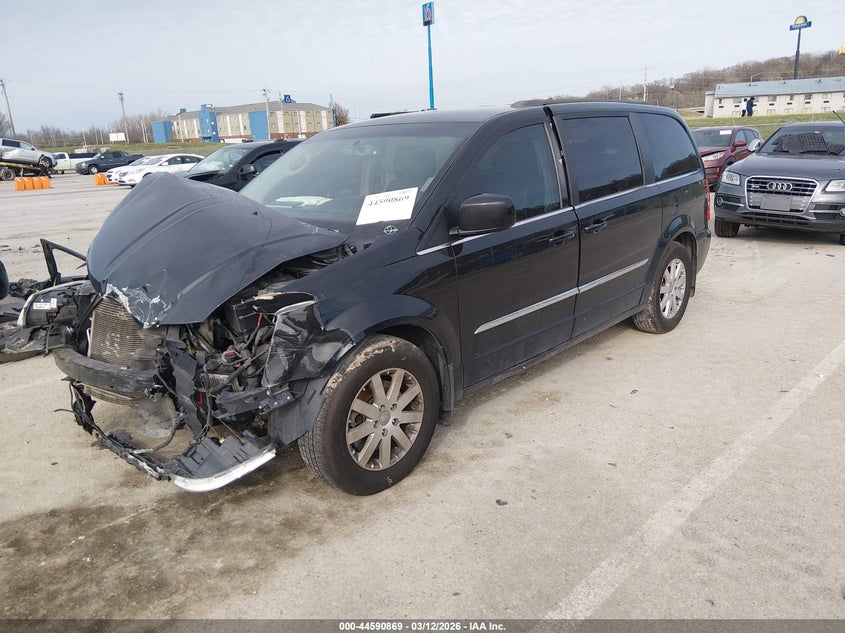 2014 Chrysler Town & Country Touring