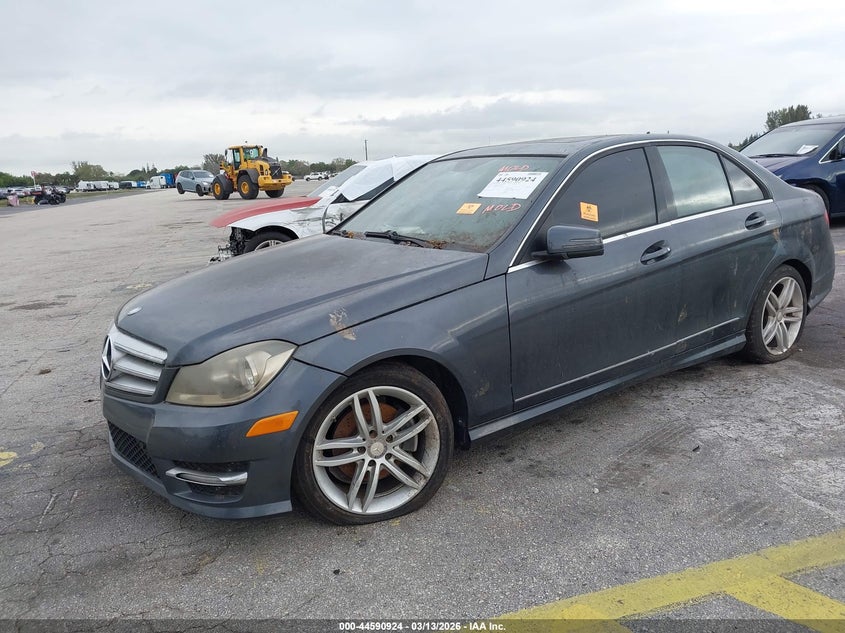 2013 Mercedes-Benz C 250 Sport