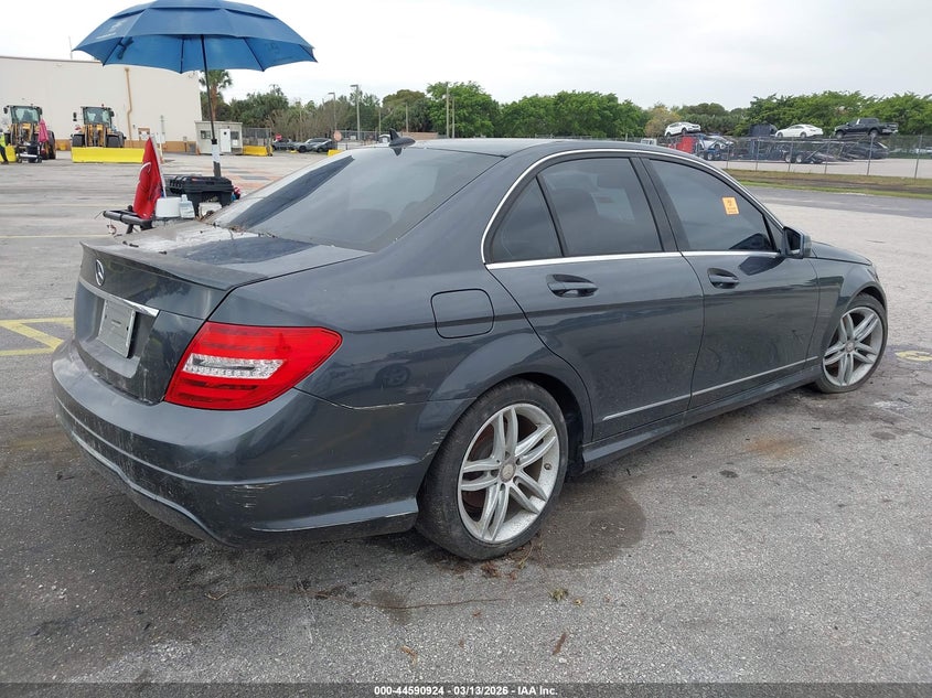 2013 Mercedes-Benz C 250 Sport