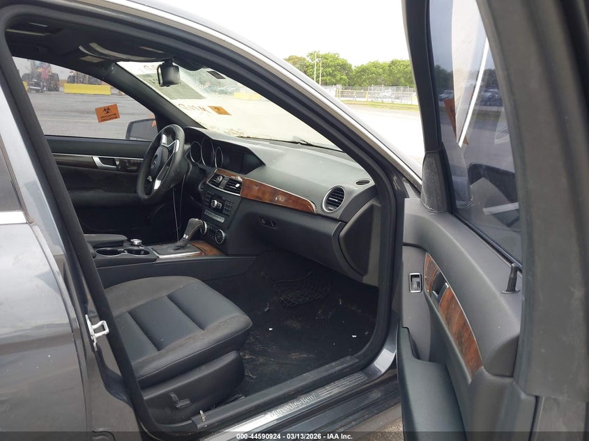 2013 Mercedes-Benz C 250 Sport