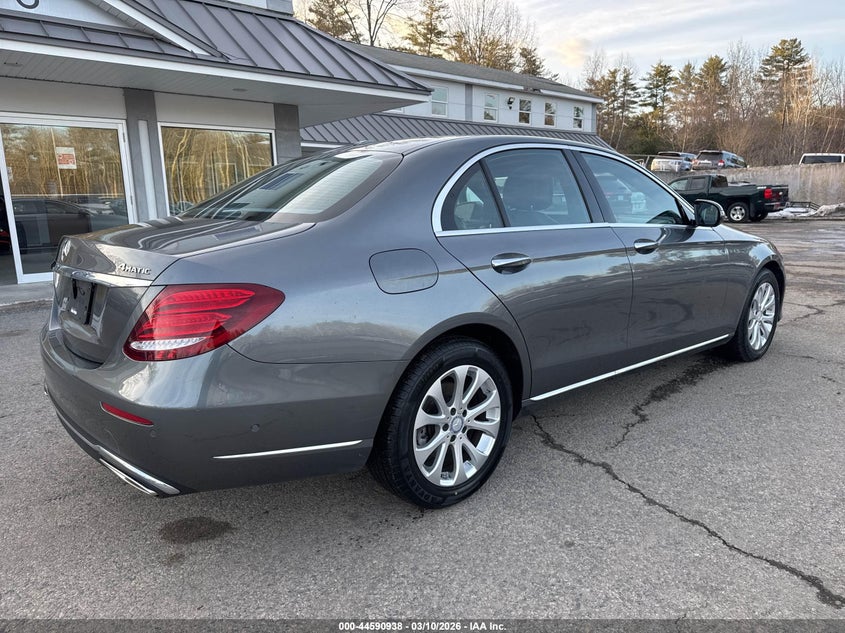 2017 Mercedes-Benz E 300 4Matic