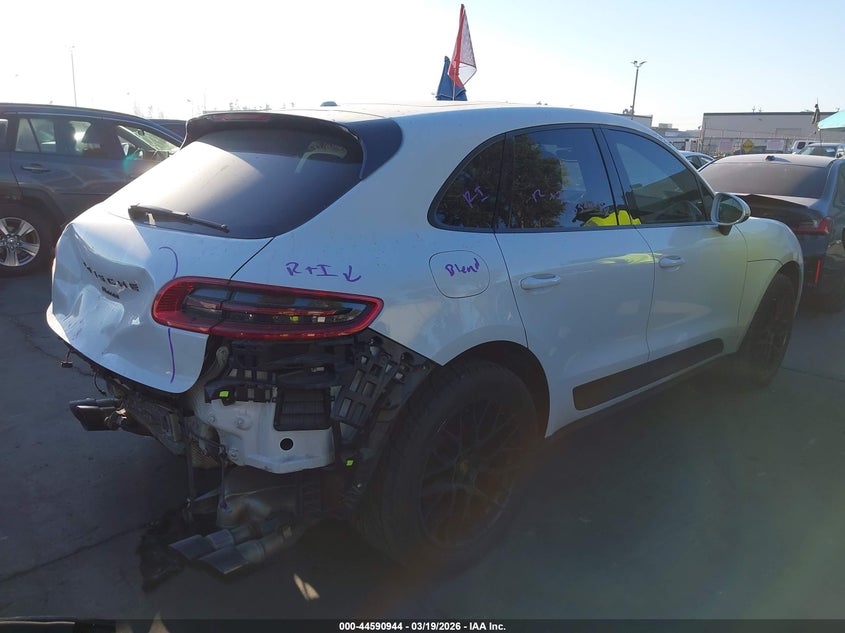 2018 Porsche Macan Sport Edition