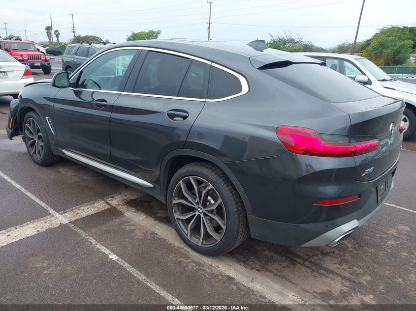 2022 BMW X4 xDrive30I