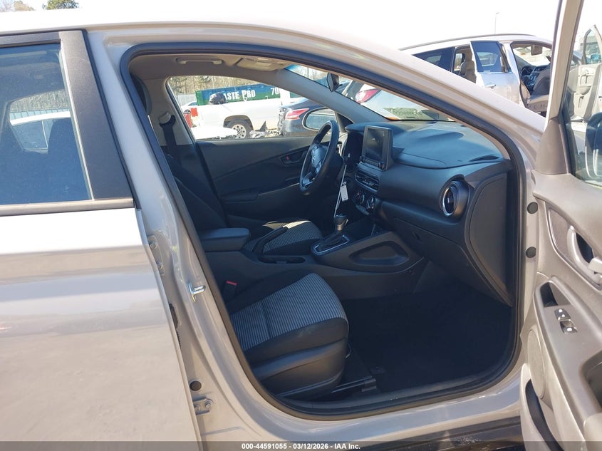 2023 Hyundai Kona Se