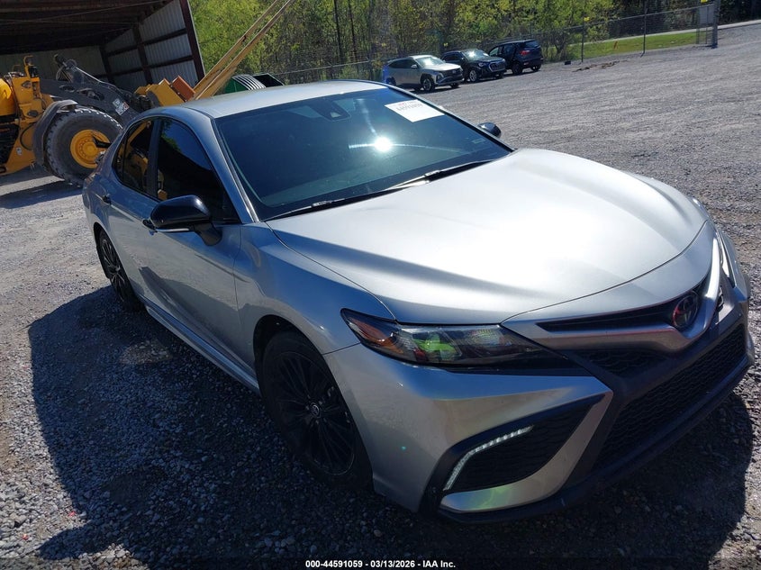 2022 Toyota Camry Se Nightshade Edition